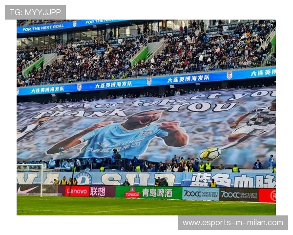 大连英博王禹中场策动快速反击：速度与智慧引领全场节奏